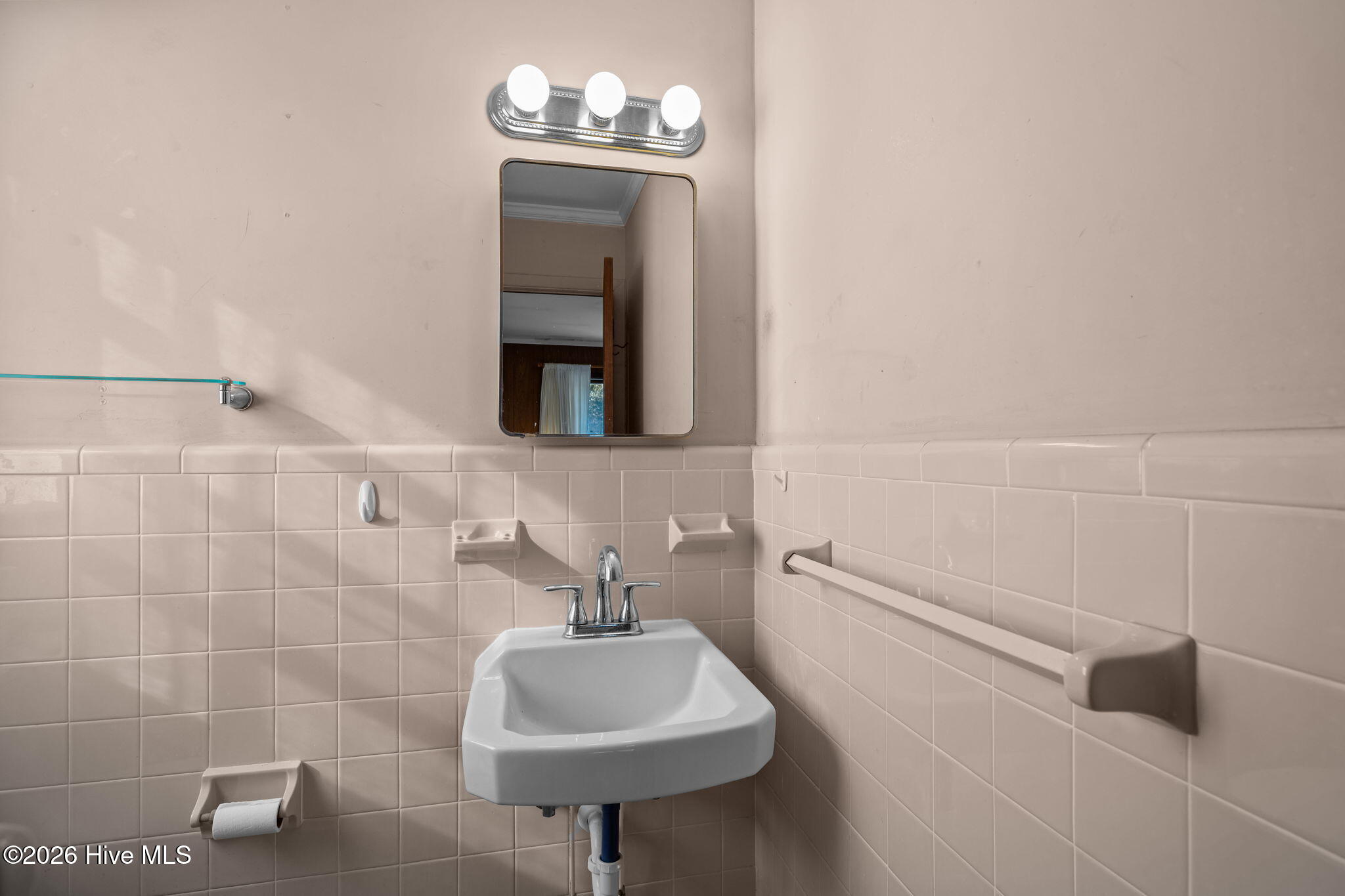 103 Yaupon Road Pine Knoll Shores, NC 28512 - Photo 10 of 58 Primary Bath