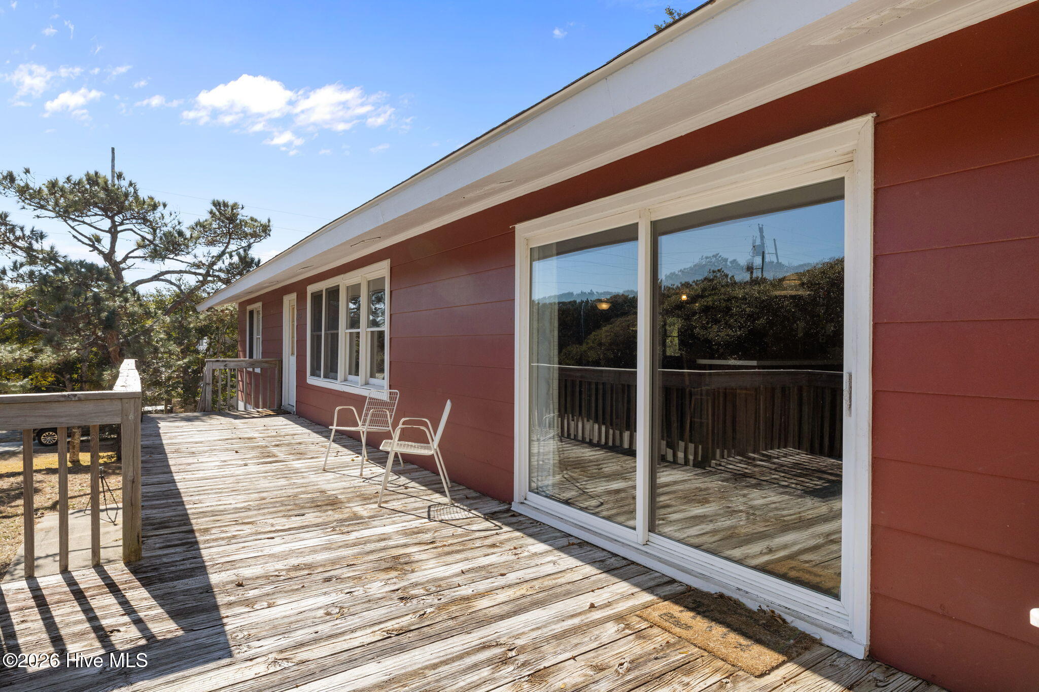 103 Yaupon Road Pine Knoll Shores, NC 28512 - Photo 43 of 58 Front Deck