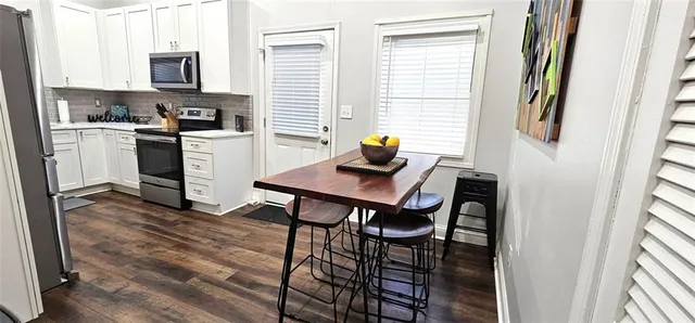 $2,400 | 2511 Susan Lane Southwest, Atlanta, GA 30331