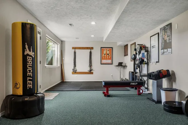 $684,500 | 8904 North Bradbury Drive, Spokane, WA 99208