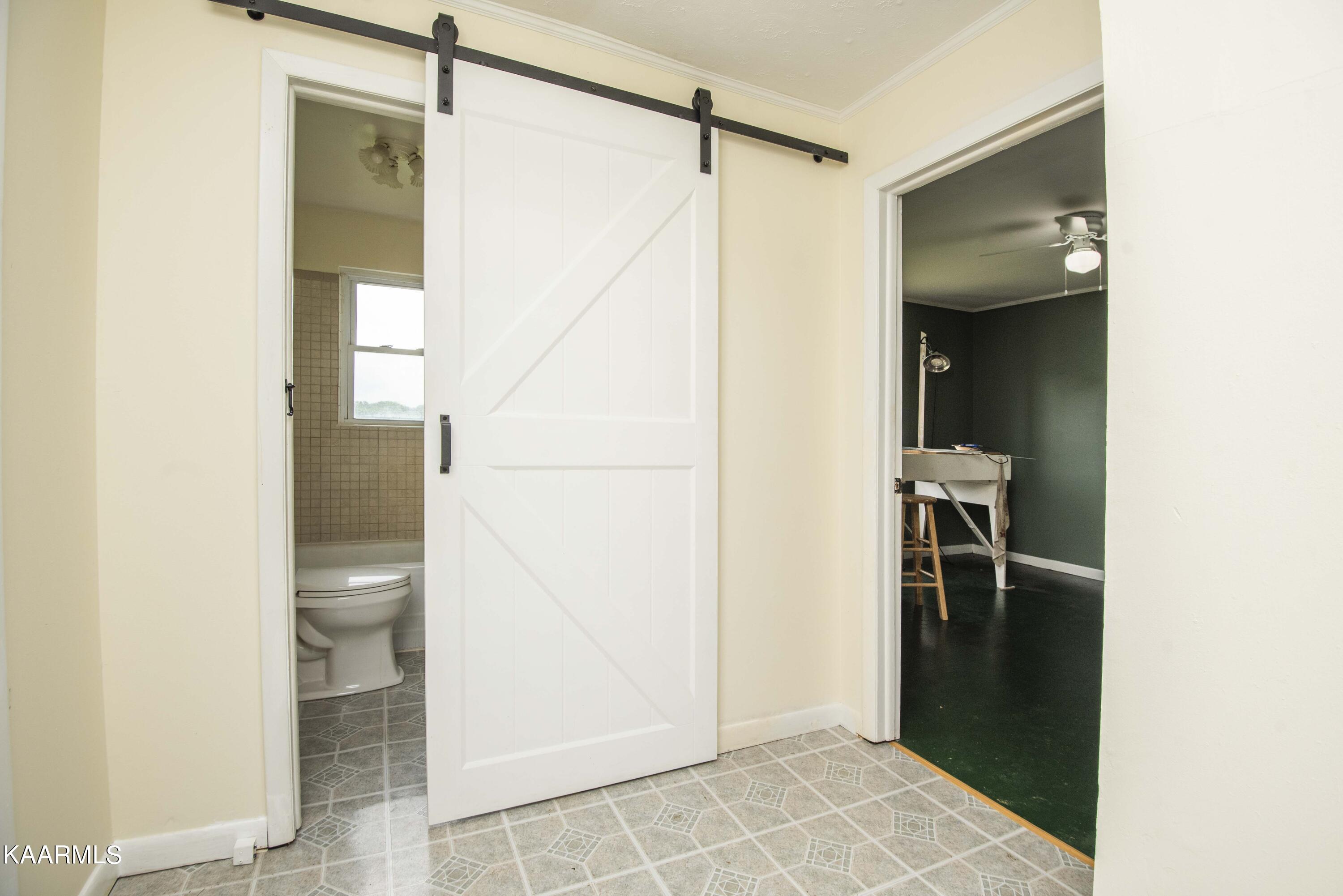 2136 Harris Road Knoxville, TN 37924 - Photo 12 of 43 hall_1