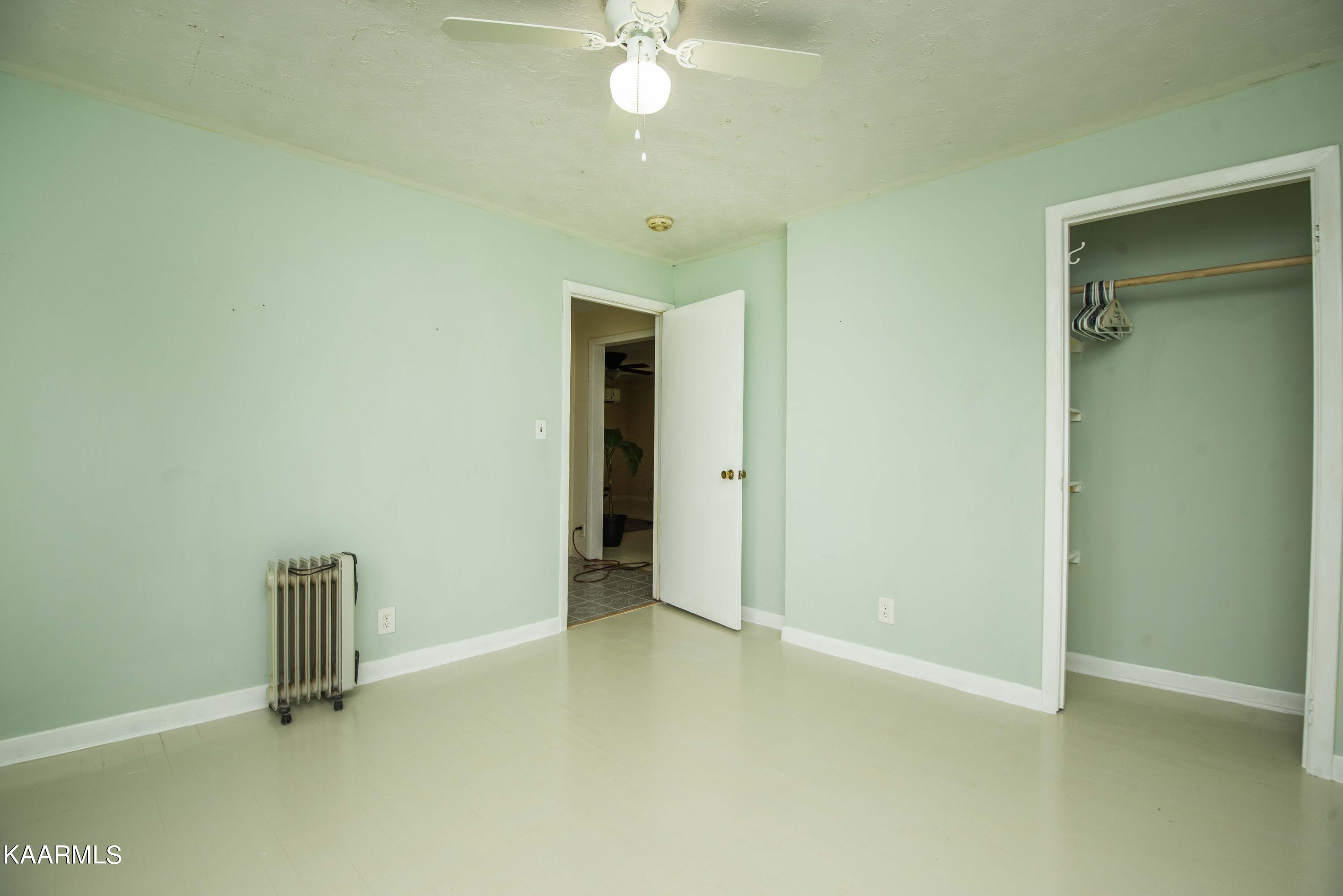 2136 Harris Road Knoxville, TN 37924 - Photo 17 of 43 second bed 1_1