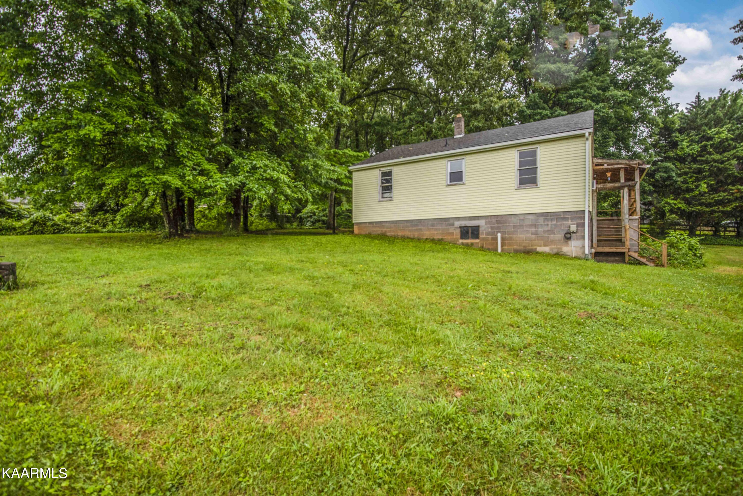 2136 Harris Road Knoxville, TN 37924 - Photo 28 of 43 yard 10_1