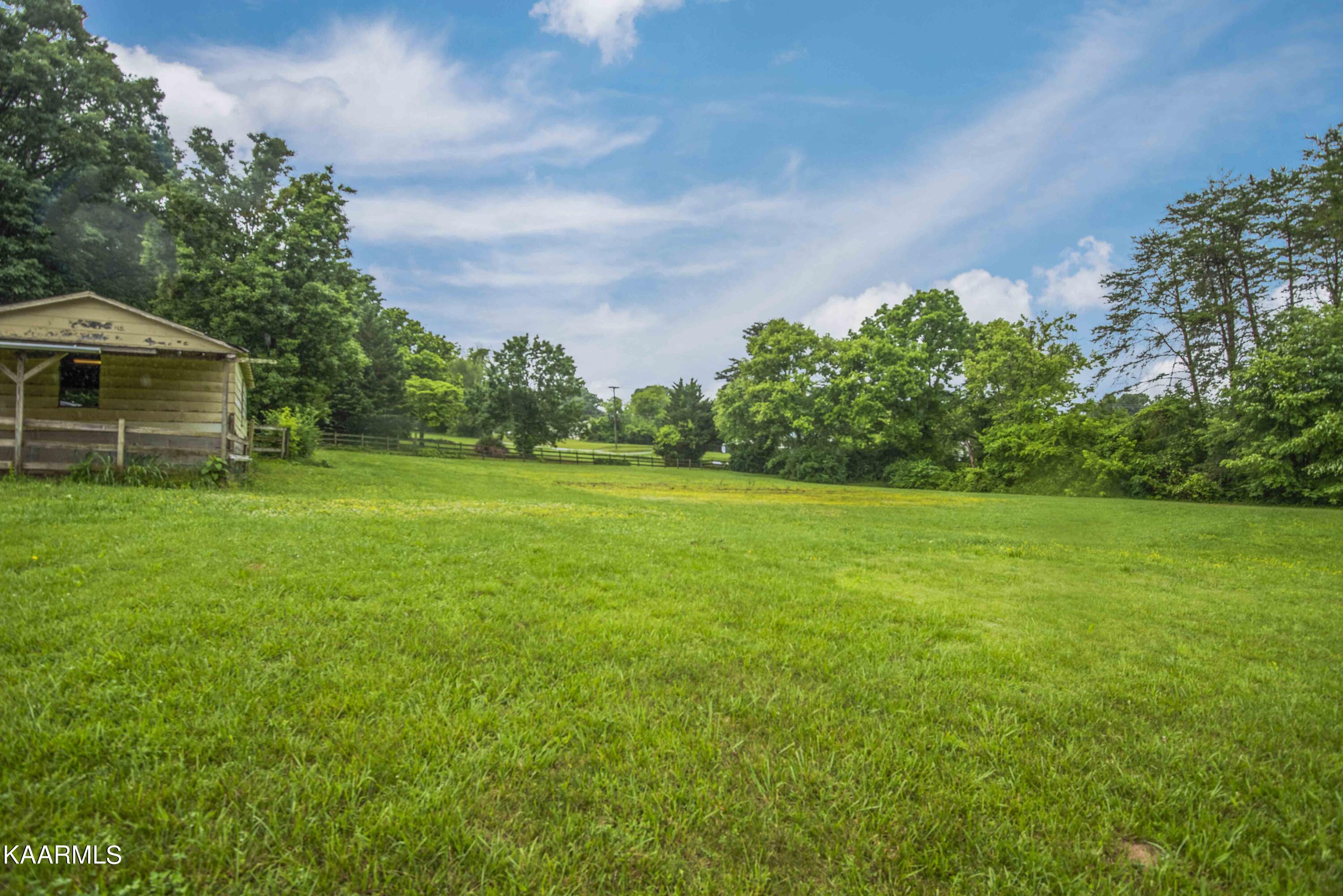 2136 Harris Road Knoxville, TN 37924 - Photo 35 of 43 yard 5_1
