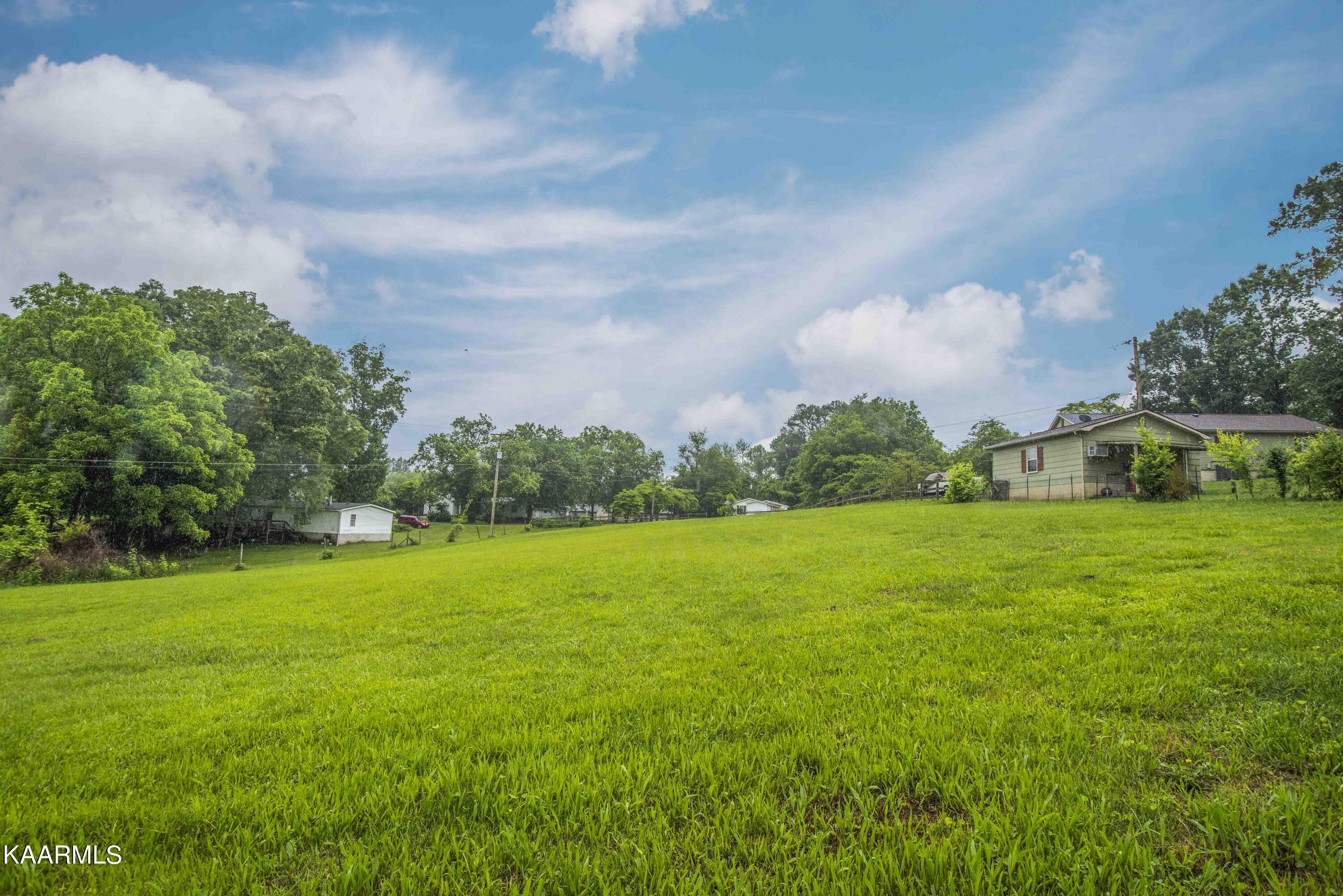 2136 Harris Road Knoxville, TN 37924 - Photo 43 of 43 yard_1