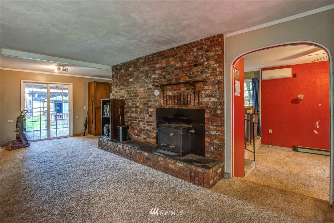 334 South Silver Lake Road Castle Rock, WA 98611 - Photo 6 of 14 Gallery Image 6