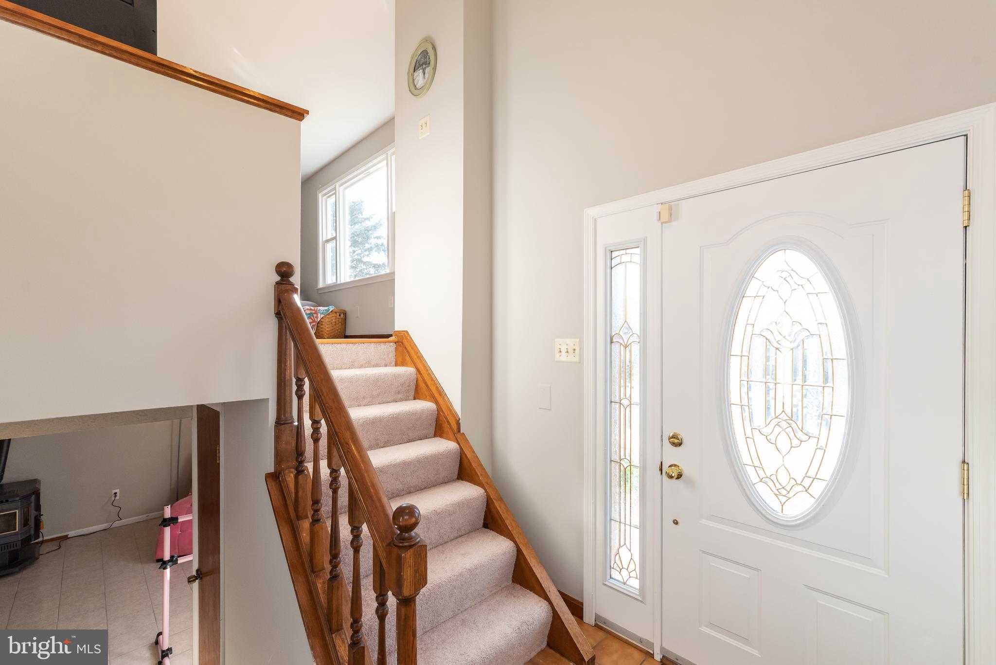 9914 Maidbrook Road Baltimore, MD 21234 - Photo 4 of 47 Foyer