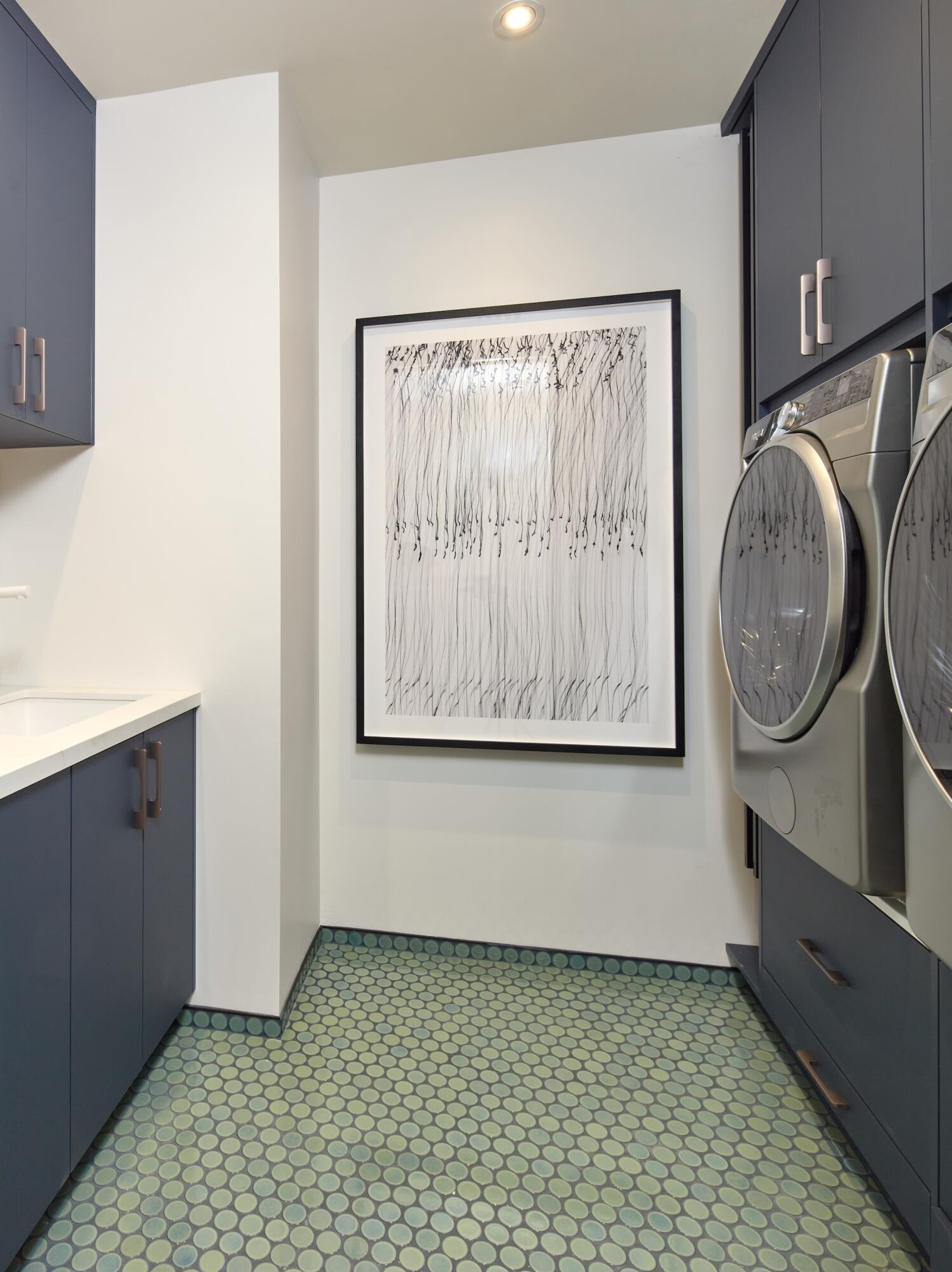 285 Olive Mill Road Santa Barbara, CA 93108 - Photo 22 of 38 laundry room