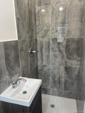 $3,000 | 143-47 229th Street, Unit 2 | Brookville