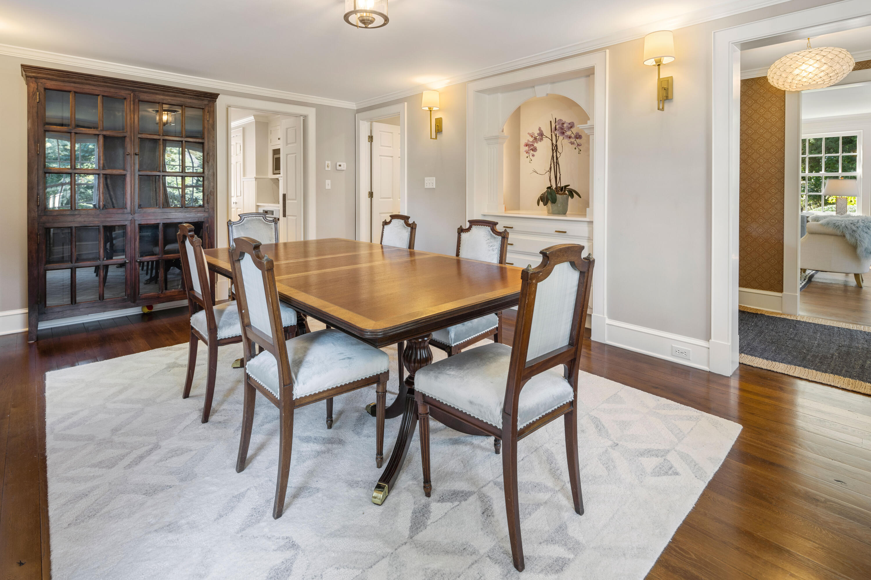 7 Berry Lane Darien, CT 06820 - Photo 14 of 27 a dining room with furniture and window