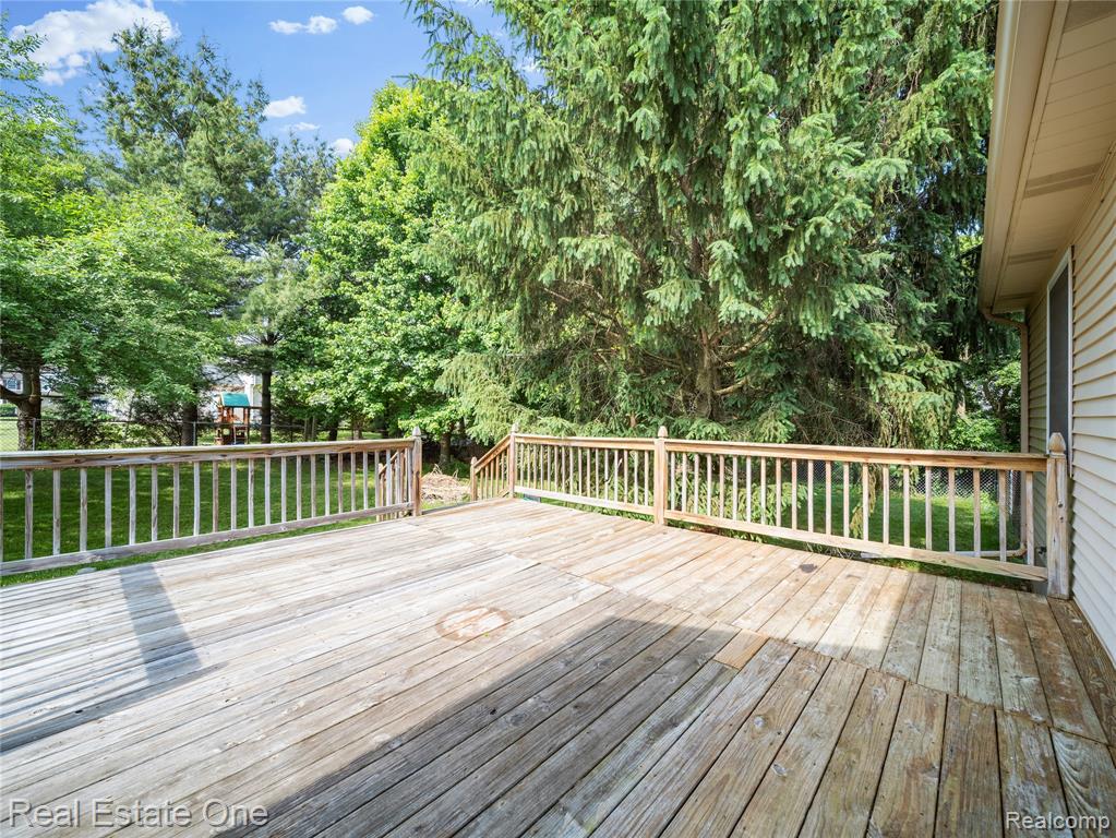 8907 McColl Road Brighton, MI 48116 - Photo 24 of 29