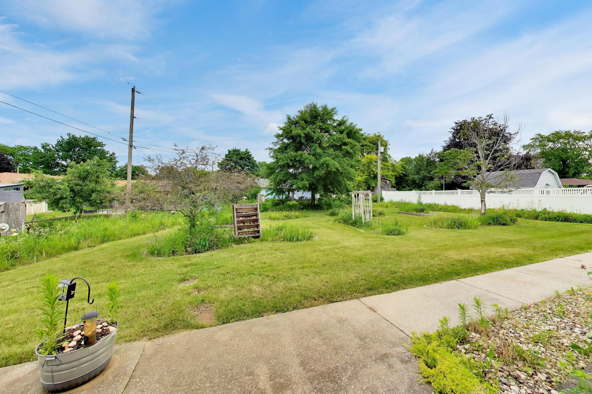 6712 Old Porter Road Portage, IN 46368 - Photo 43 of 45 2048x1365