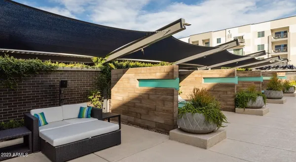 $1,430 | 200 East Thomas Road, Unit A4, Phoenix, AZ 85012