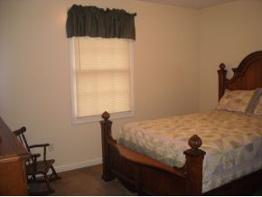 117 Parsonage Road Elizabethton, TN 37643 - Photo 10 of 14 Bedroom 3