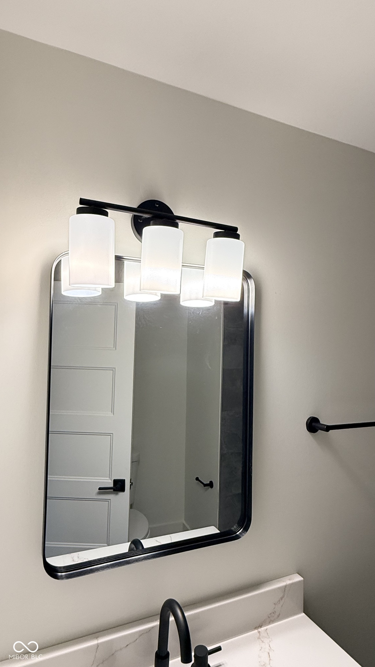 1835 Applegate Street Indianapolis, IN 46203 - Photo 8 of 72