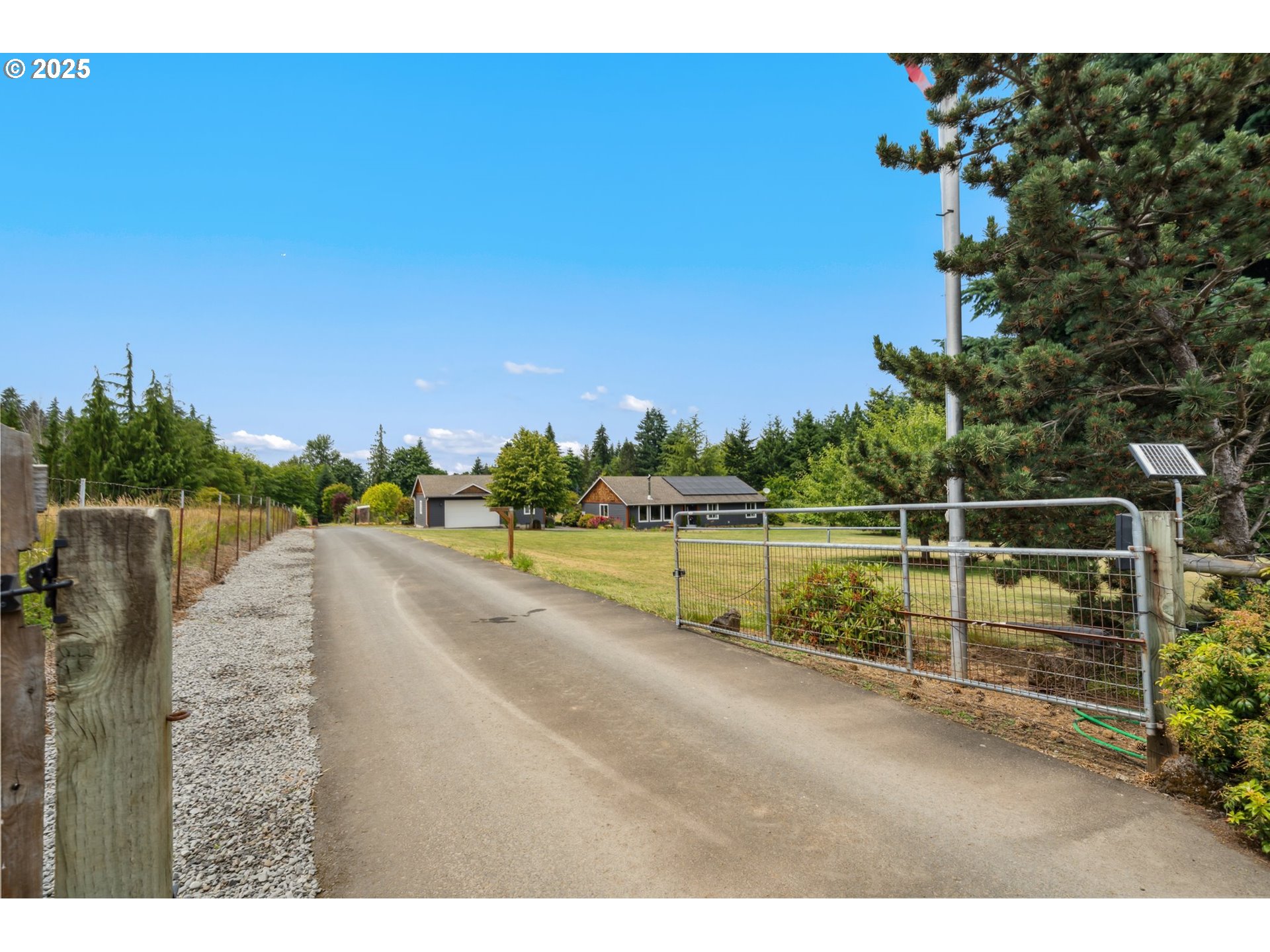 40774 Southeast Trubel Road Sandy, OR 97055 - Photo 4 of 47