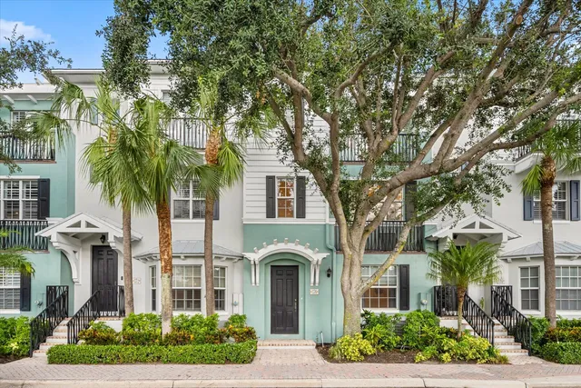 $7,000 | 376 West Mallory Circle, Delray Beach, FL 33483