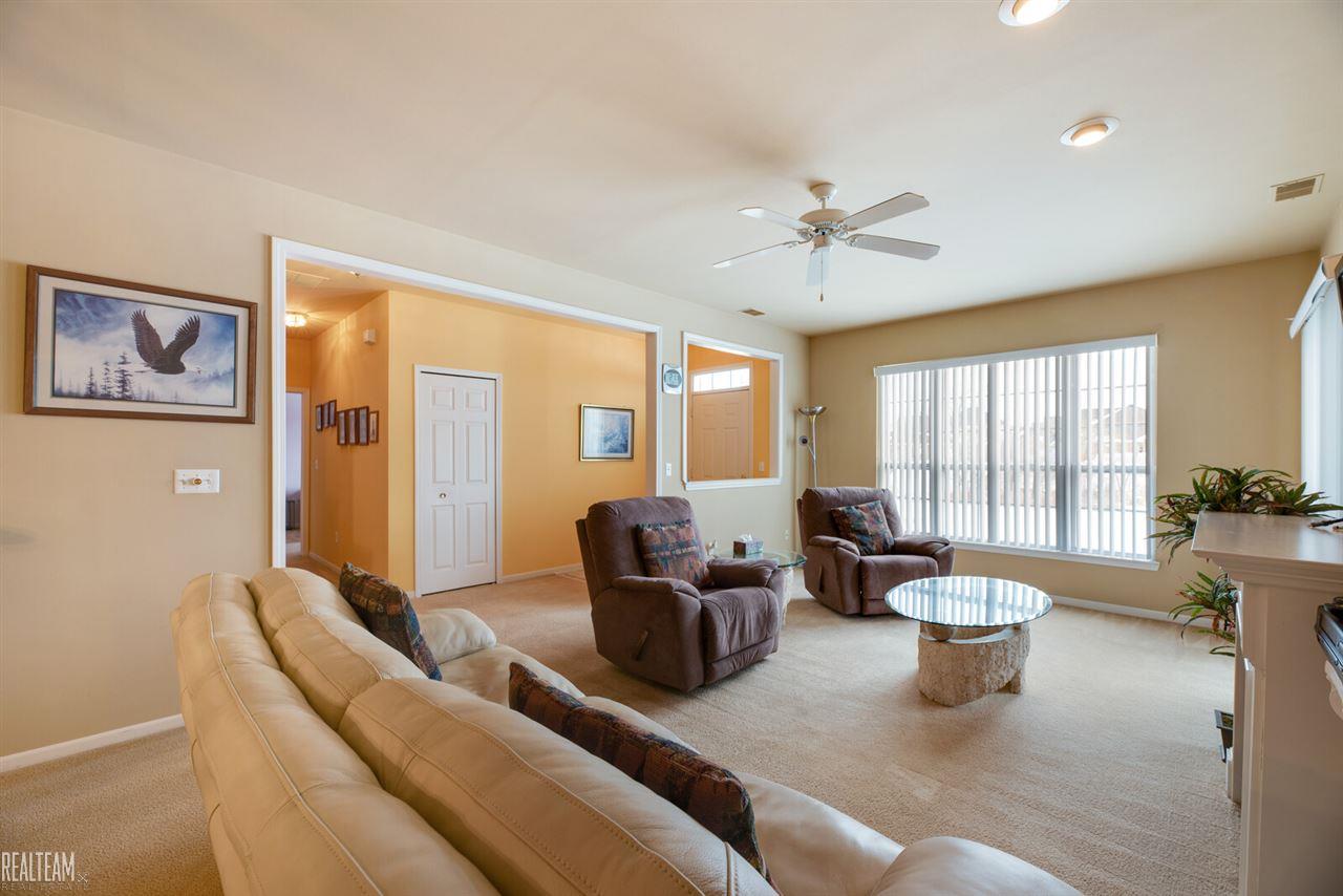 46111 Rhodes Drive, Unit 297 Macomb, MI 48044 - Photo 5 of 20 Gallery Image 5