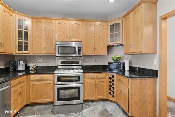 $600,000 | 365 East Pine Meadow Court, Morris, IL 60450