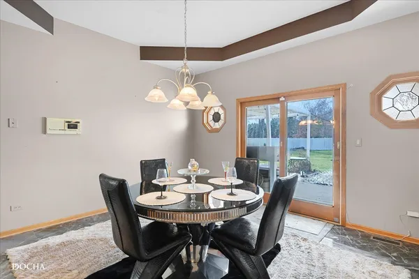 $600,000 | 365 East Pine Meadow Court, Morris, IL 60450