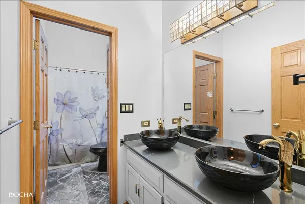 $600,000 | 365 East Pine Meadow Court, Morris, IL 60450