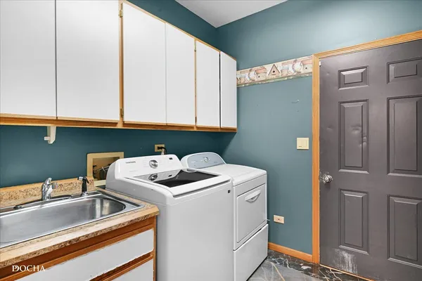 $600,000 | 365 East Pine Meadow Court, Morris, IL 60450