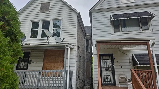 $49,900 | 6925 South Stewart Avenue, Chicago, IL 60621