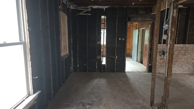 $49,900 | 6925 South Stewart Avenue, Chicago, IL 60621