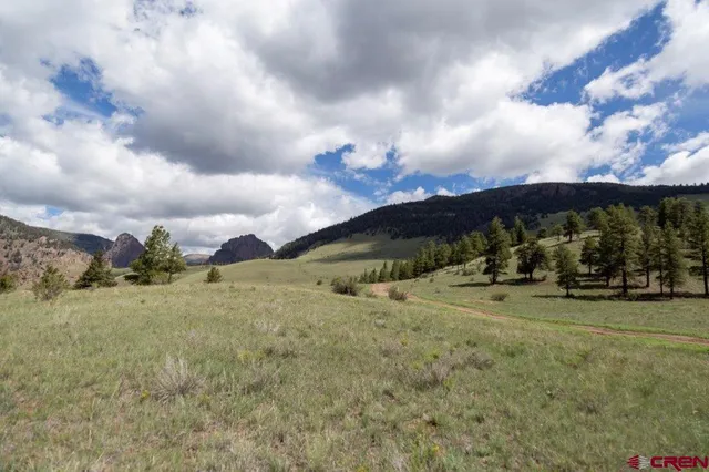 $199,000 | 730 Cliff View Drive, Creede, CO 81130
