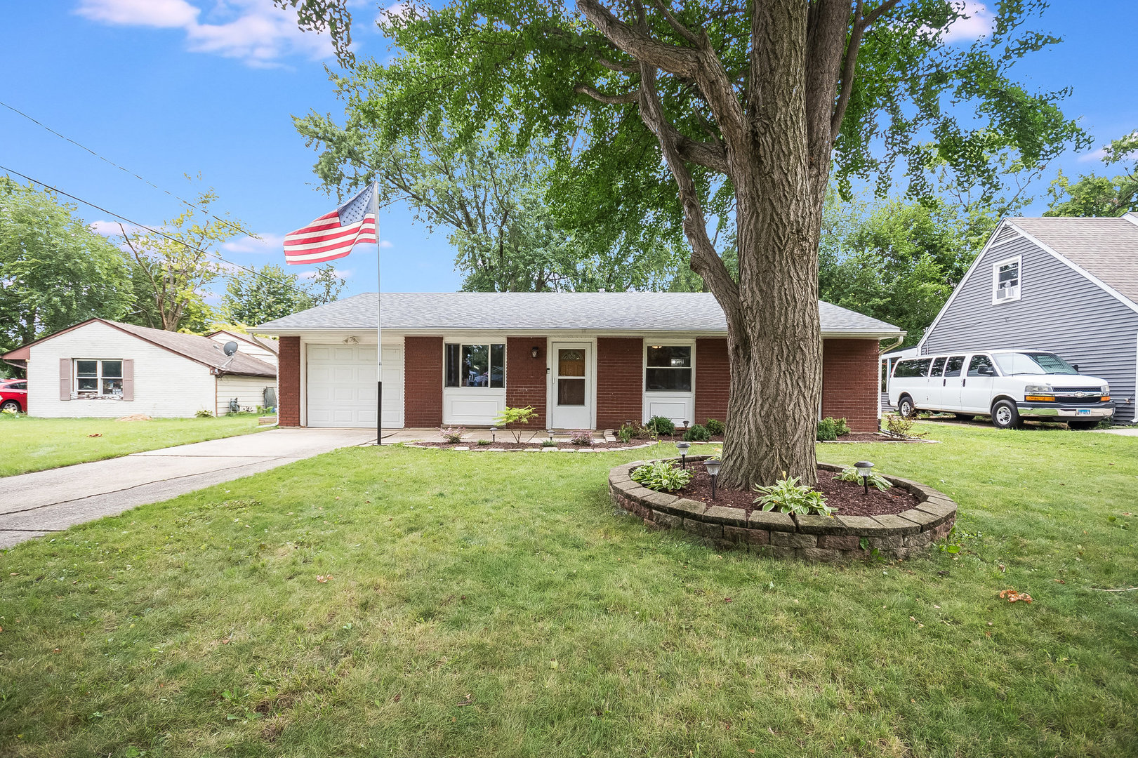 105 Allison Court Bolingbrook, IL 60440 - Photo 1 of 16