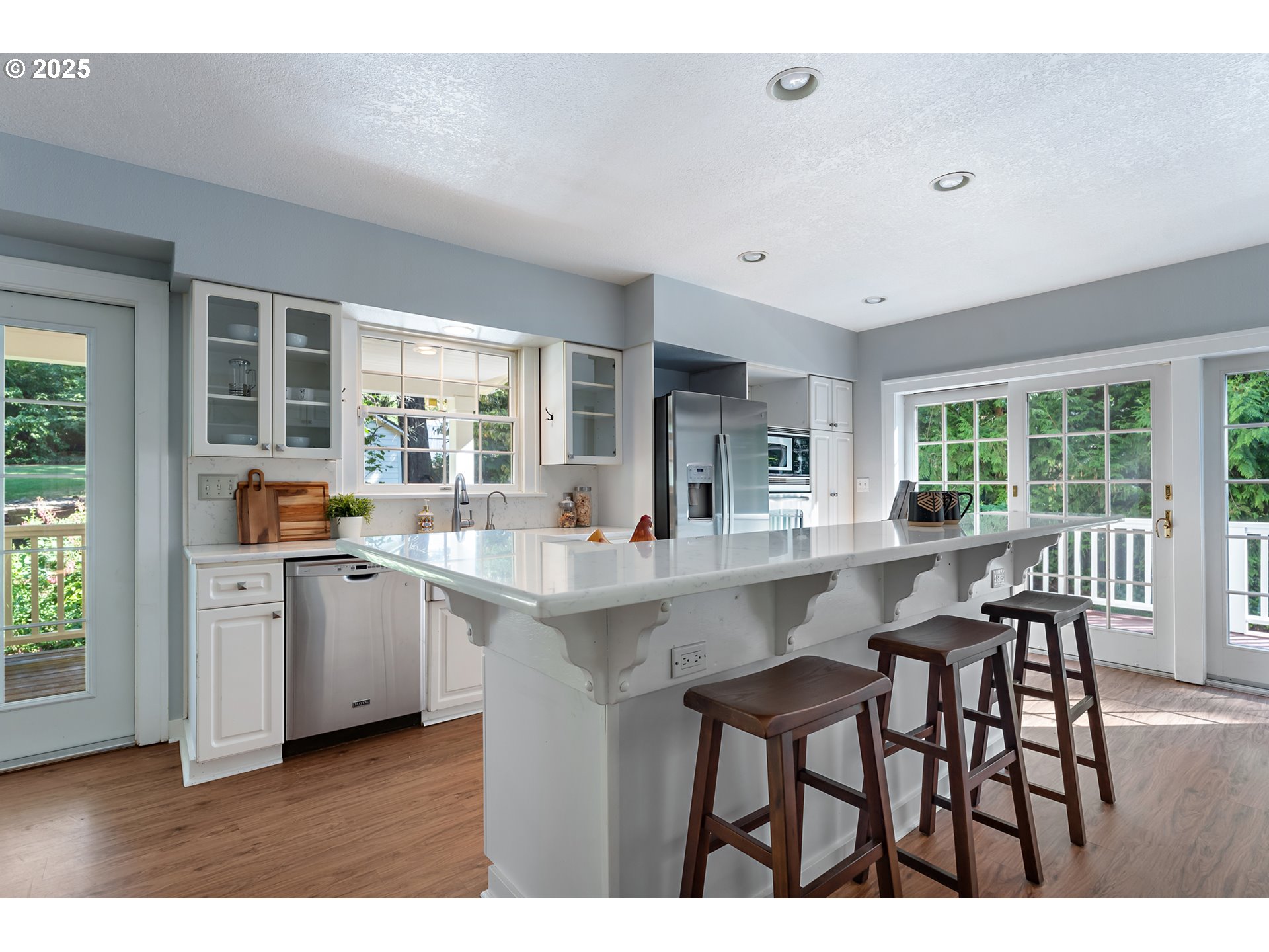 2249 Southwest Taylors Ferry Road Portland, OR 97219 - Photo 11 of 48