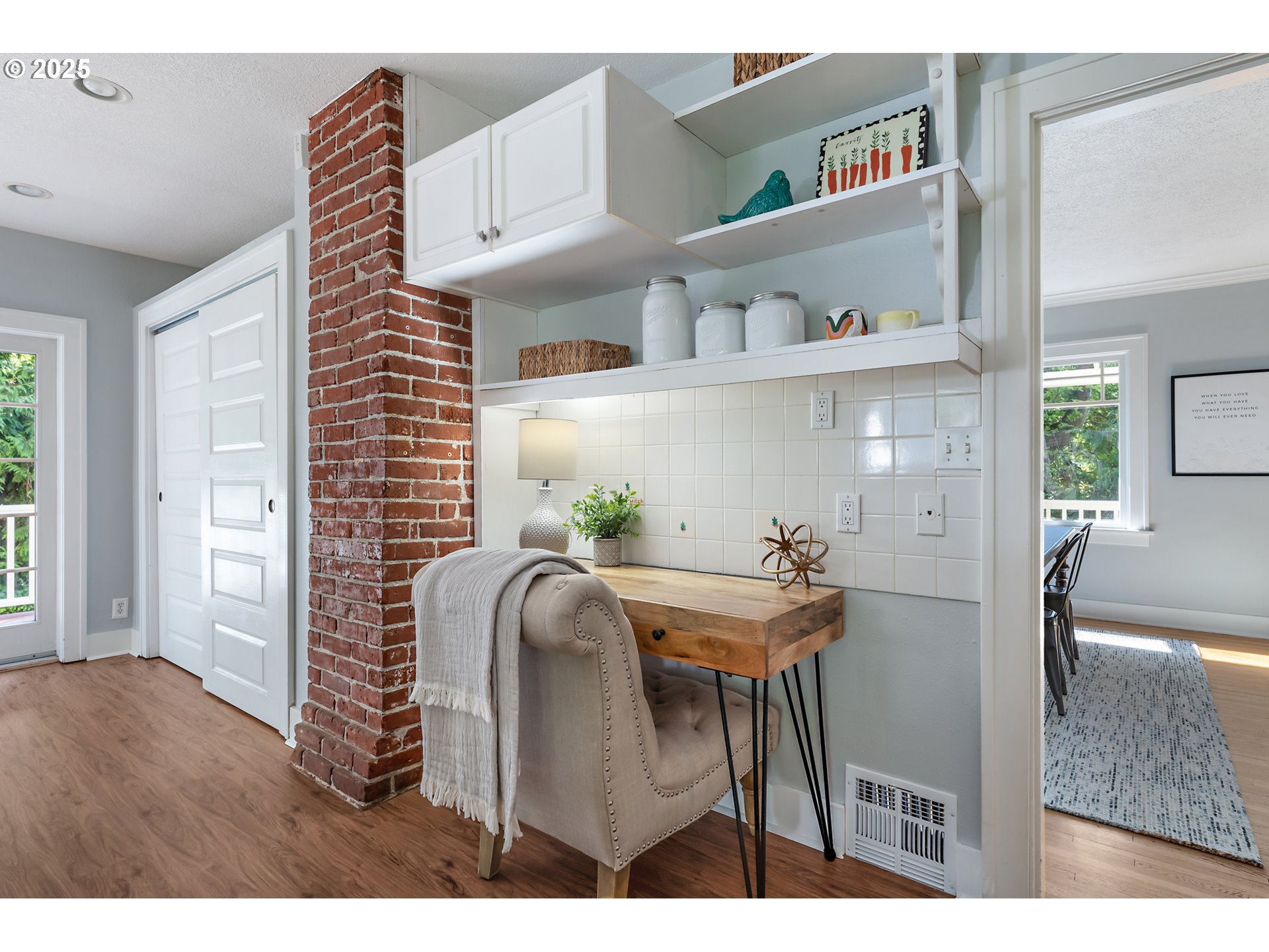 2249 Southwest Taylors Ferry Road Portland, OR 97219 - Photo 15 of 48