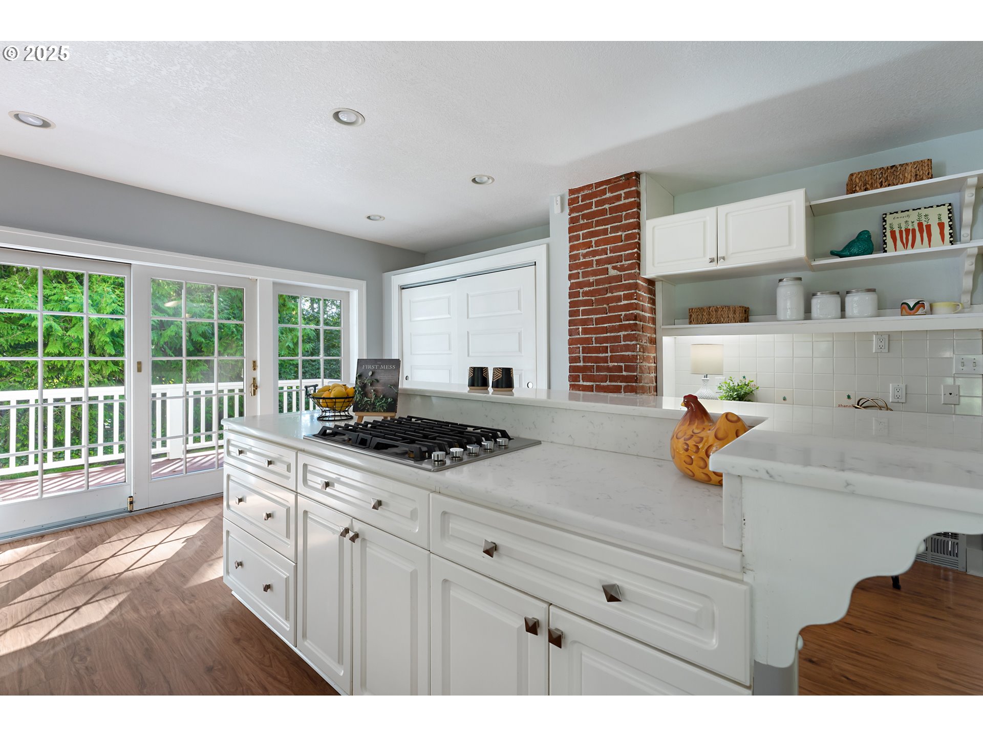 2249 Southwest Taylors Ferry Road Portland, OR 97219 - Photo 17 of 48