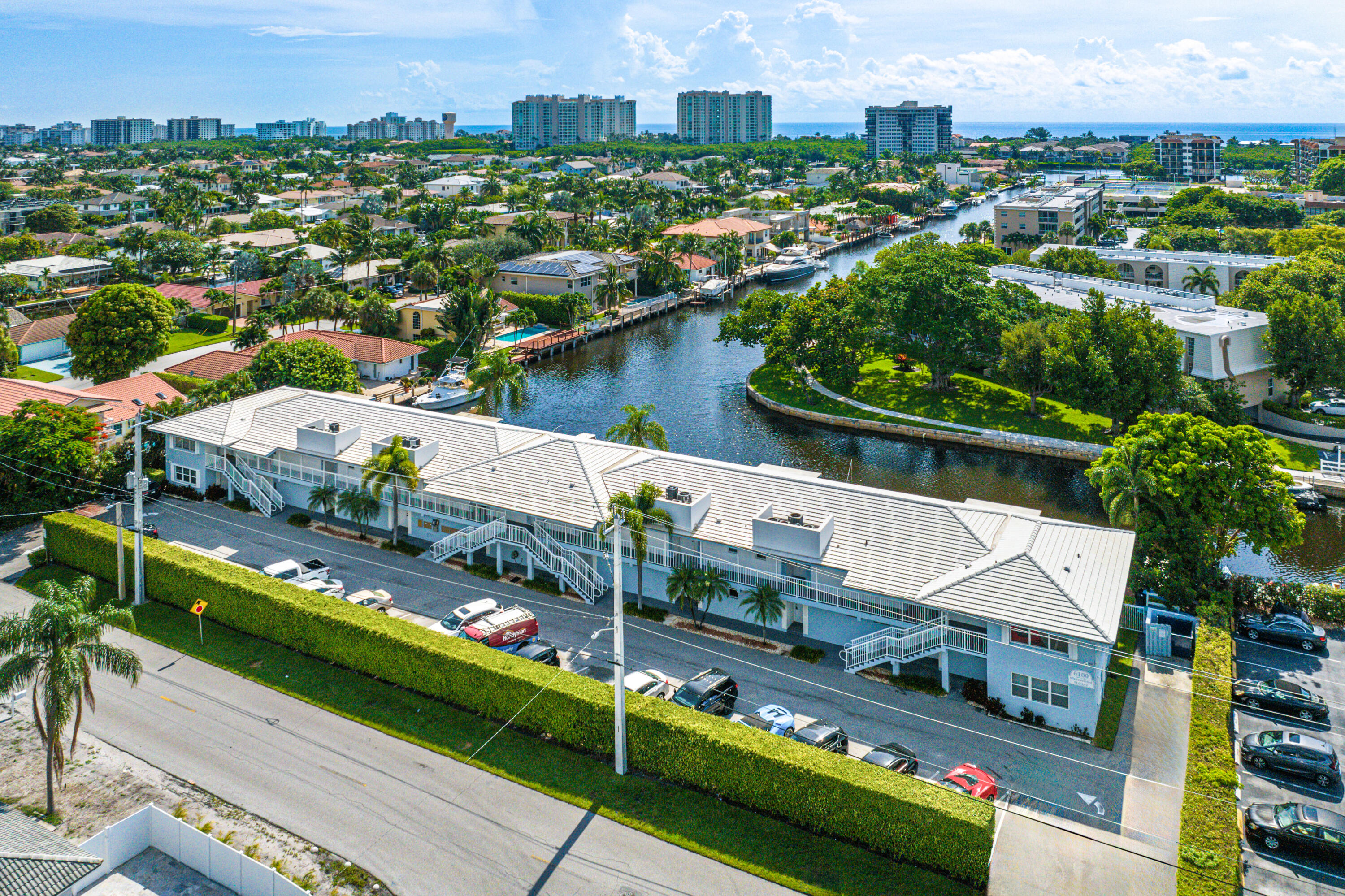 6100 Northeast 7th Avenue, Unit 21 Boca Raton, FL 33487 - Photo 3 of 26 019-6100Northeast7thAvenue-BocaRaton-FL-