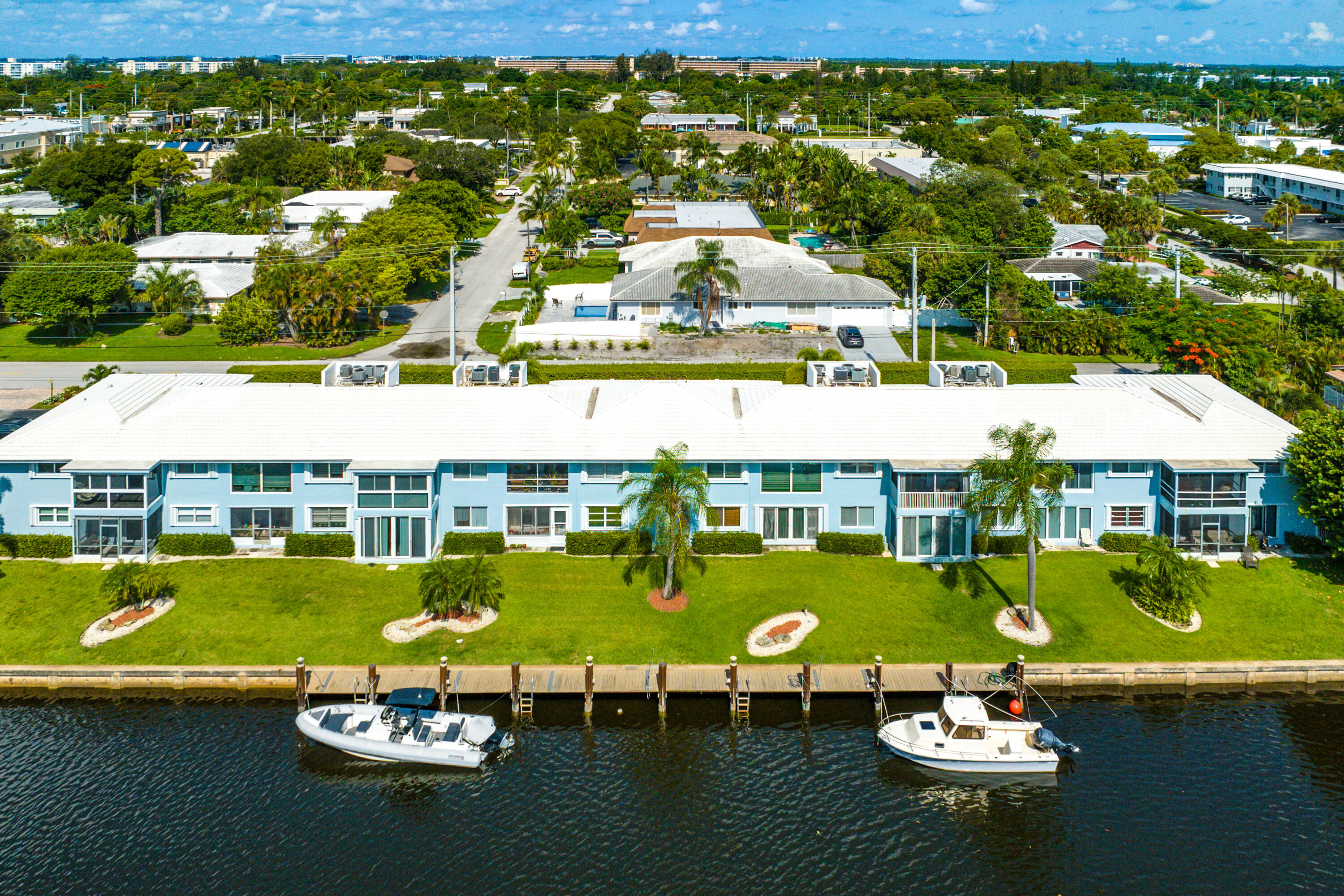 6100 Northeast 7th Avenue, Unit 21 Boca Raton, FL 33487 - Photo 4 of 26 027-6100Northeast7thAvenue-BocaRaton-FL-