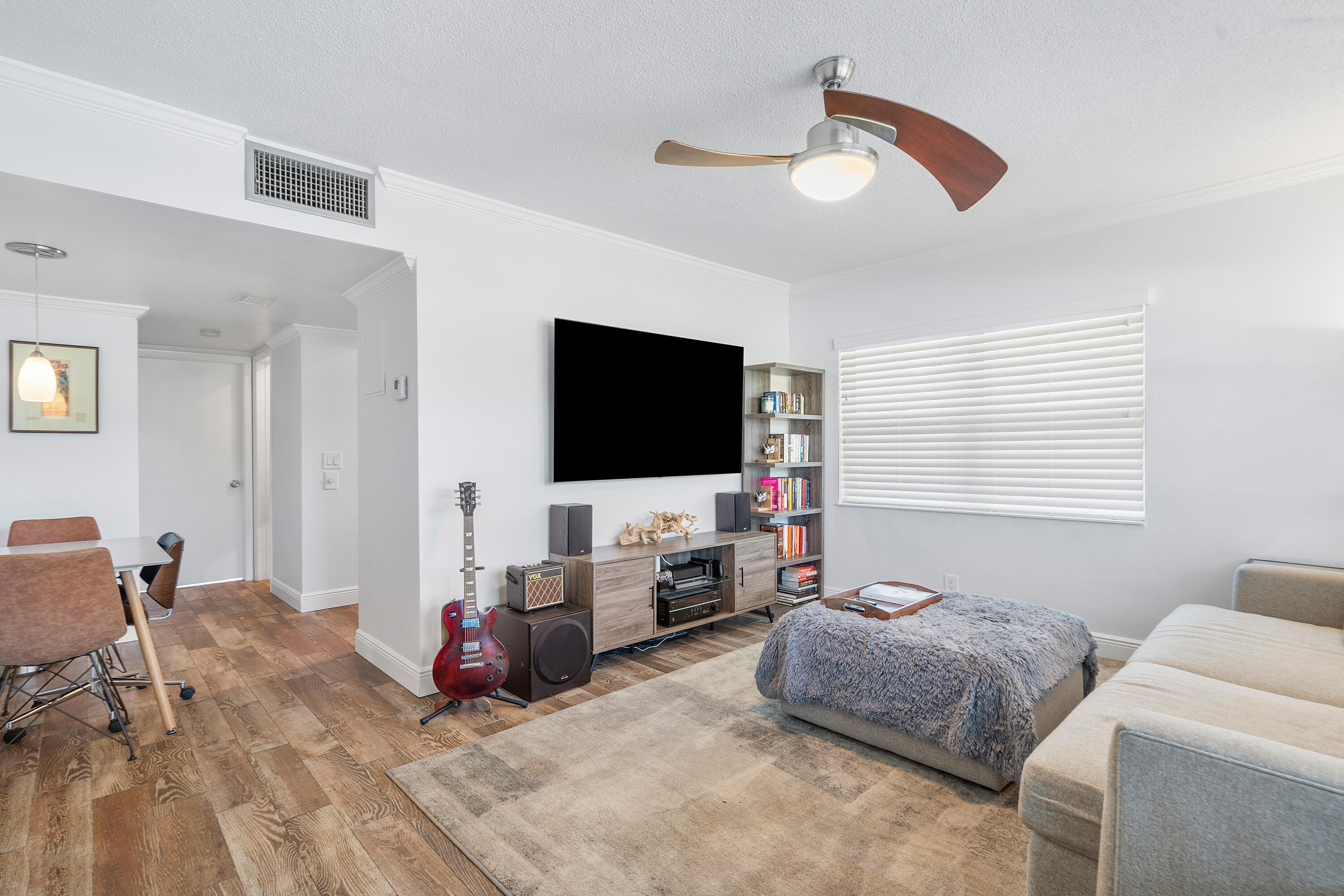 6100 Northeast 7th Avenue, Unit 21 Boca Raton, FL 33487 - Photo 6 of 26 004-6100Northeast7thAvenue-BocaRaton-FL-