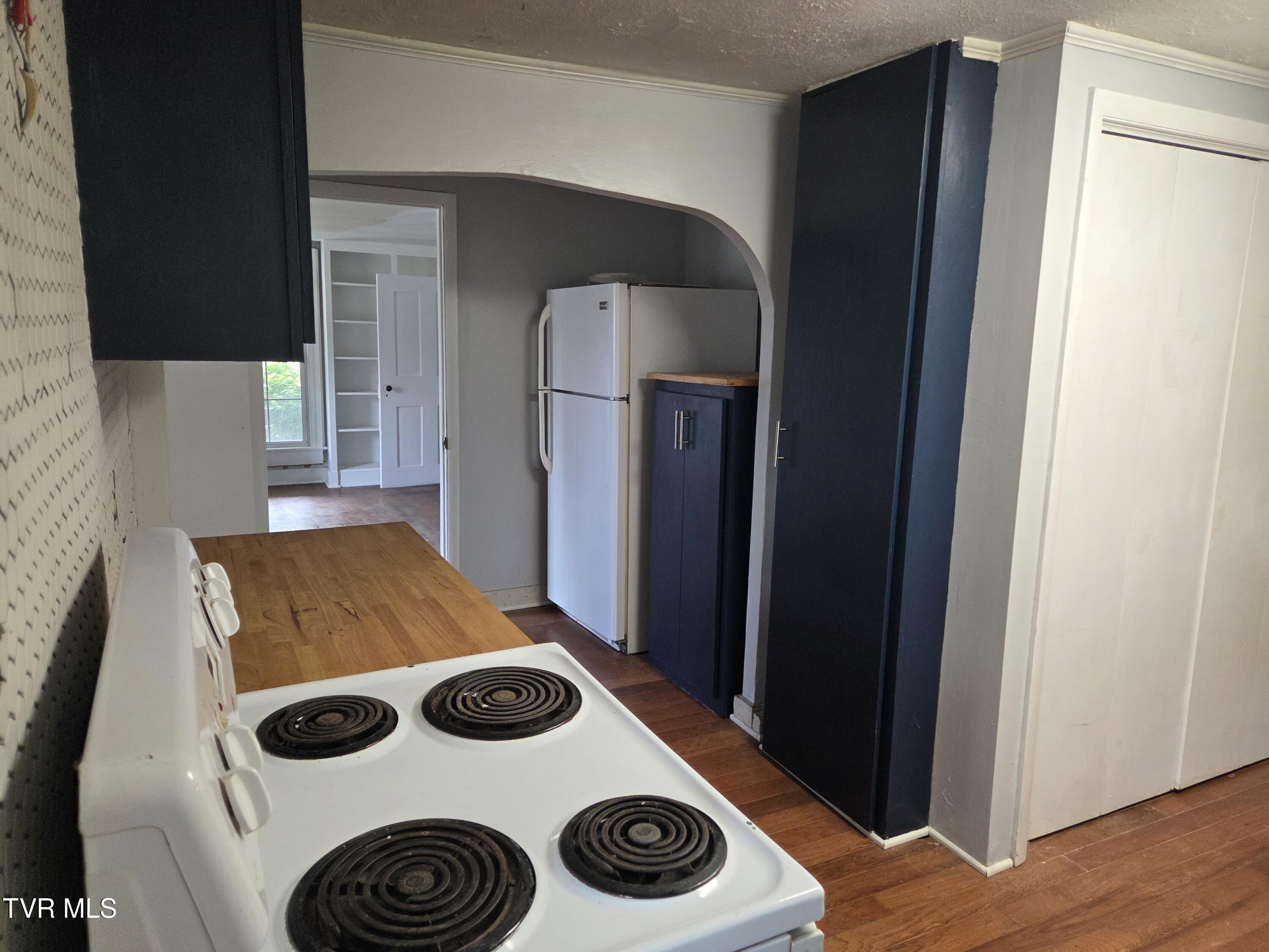 13093 Kincannon Road Glade Spring, VA 24340 - Photo 2 of 33 20260519_164816