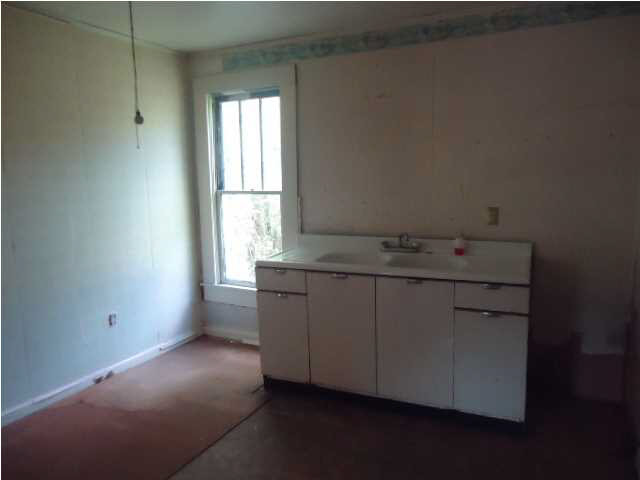 11125 Monticello Road Hazlehurst, MS 39083 - Photo 10 of 24 Photo 10