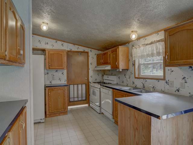4401 Church Road Conover, WI 54519 - Photo 2 of 15 Gallery Image 2