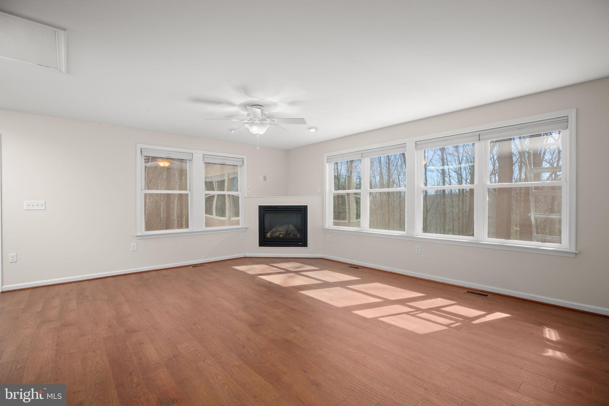 618 Hope Road Stafford, VA 22554 - Photo 10 of 31 Gallery Image 10