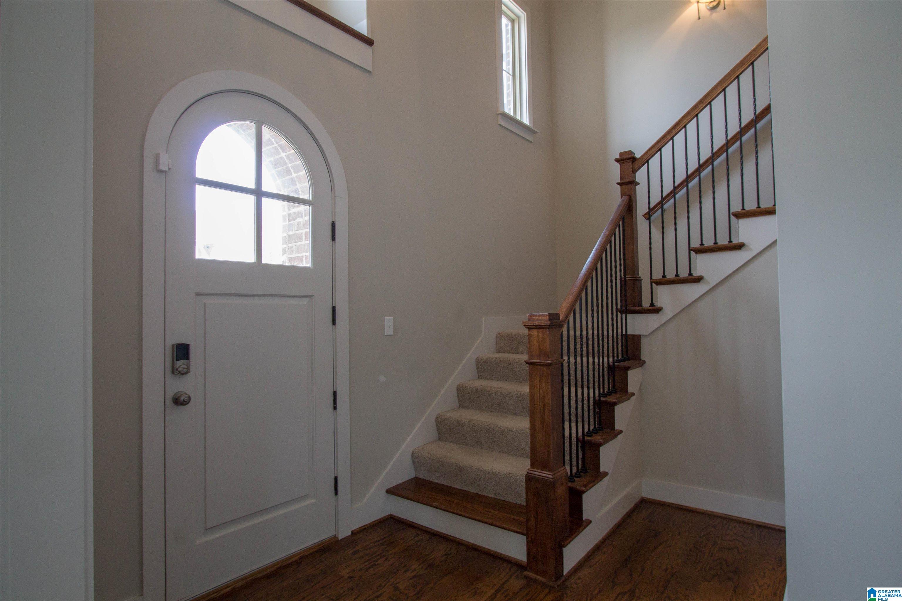 1049 Evan Circle Chelsea, AL 35043 - Photo 4 of 38