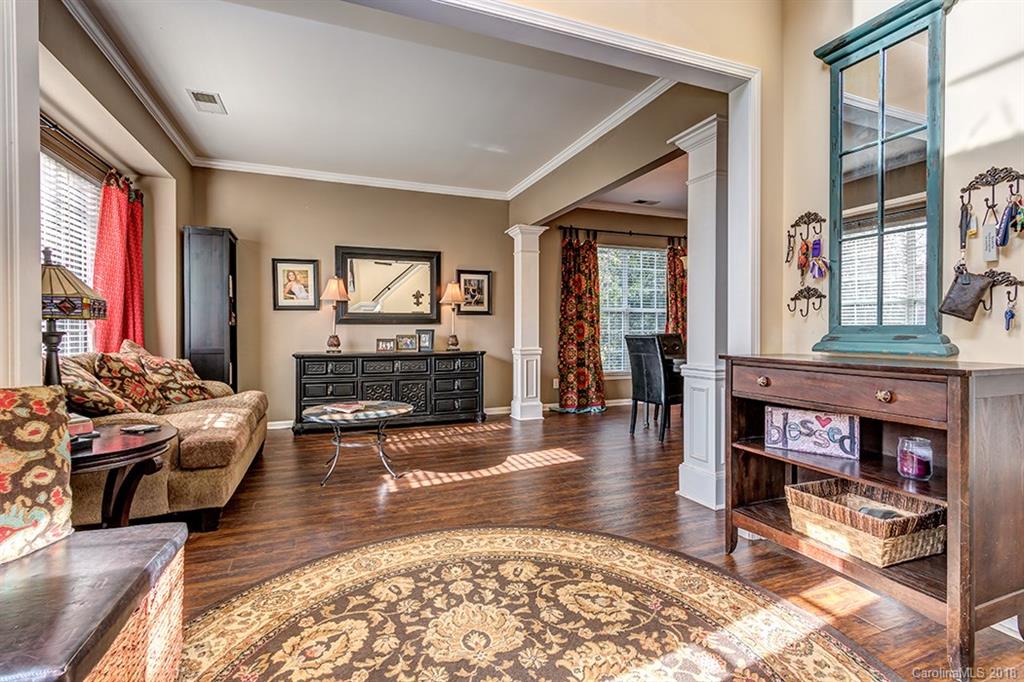 423 River Banks Road Matthews, NC 28105 - Photo 5 of 28 Gallery Image 5
