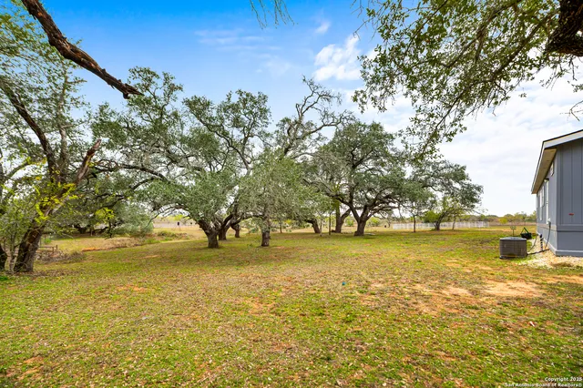 $600,000 | 1145 Postert Lane, Floresville, TX 78114