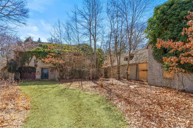 $15,000,000 | 2340 A Cedar Swamp Road, Glen Head, NY 11545