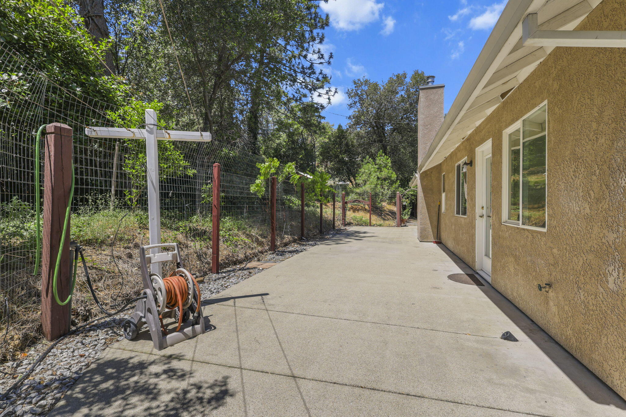 17717 Walker Mine Road Redding, CA 96003 - Photo 38 of 50 45-web-or-mls-LZ0A1095