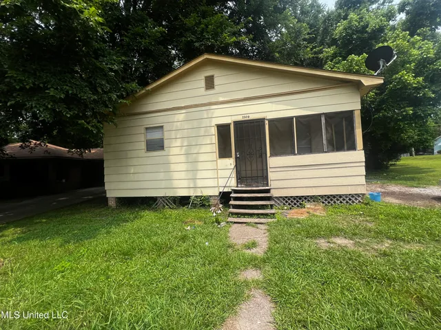 $63,900 | 2509 Togo Street, Vicksburg, MS 39180