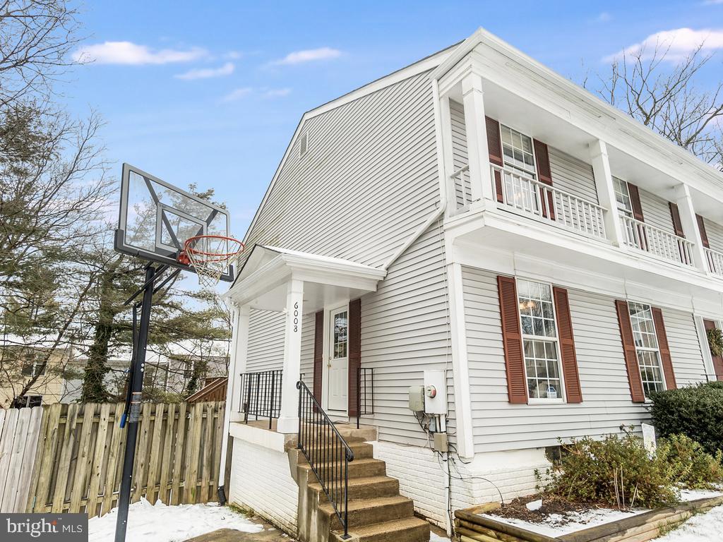 6008 Powell's Landing Road Burke, VA 22015 - Photo 31 of 34 Gallery Image 31