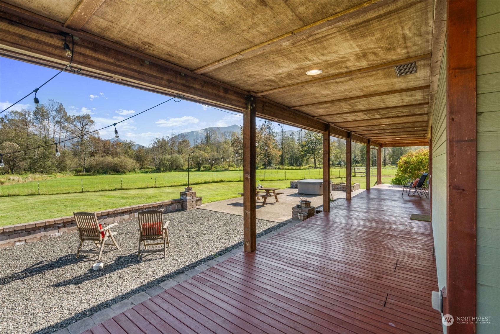 7450 Wheeler Road Maple Falls, WA 98266 - Photo 33 of 40 Gallery Image 33