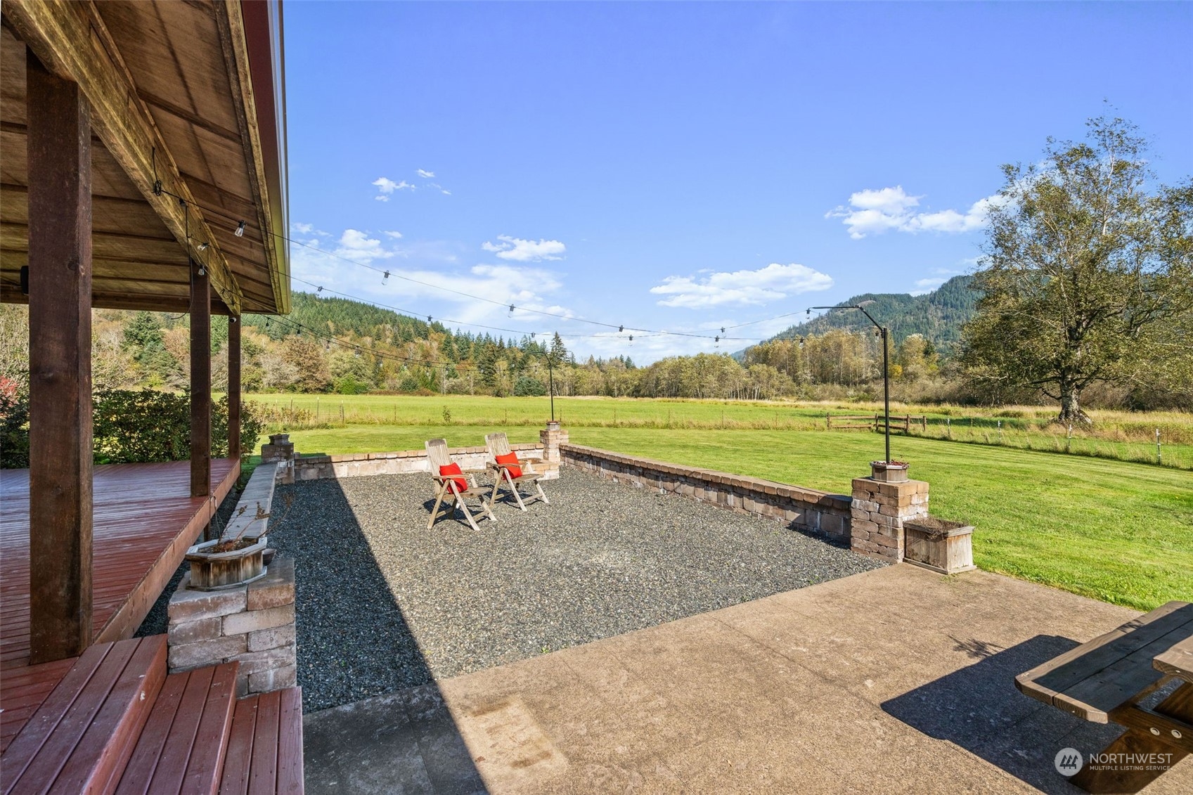 7450 Wheeler Road Maple Falls, WA 98266 - Photo 34 of 40 Gallery Image 34