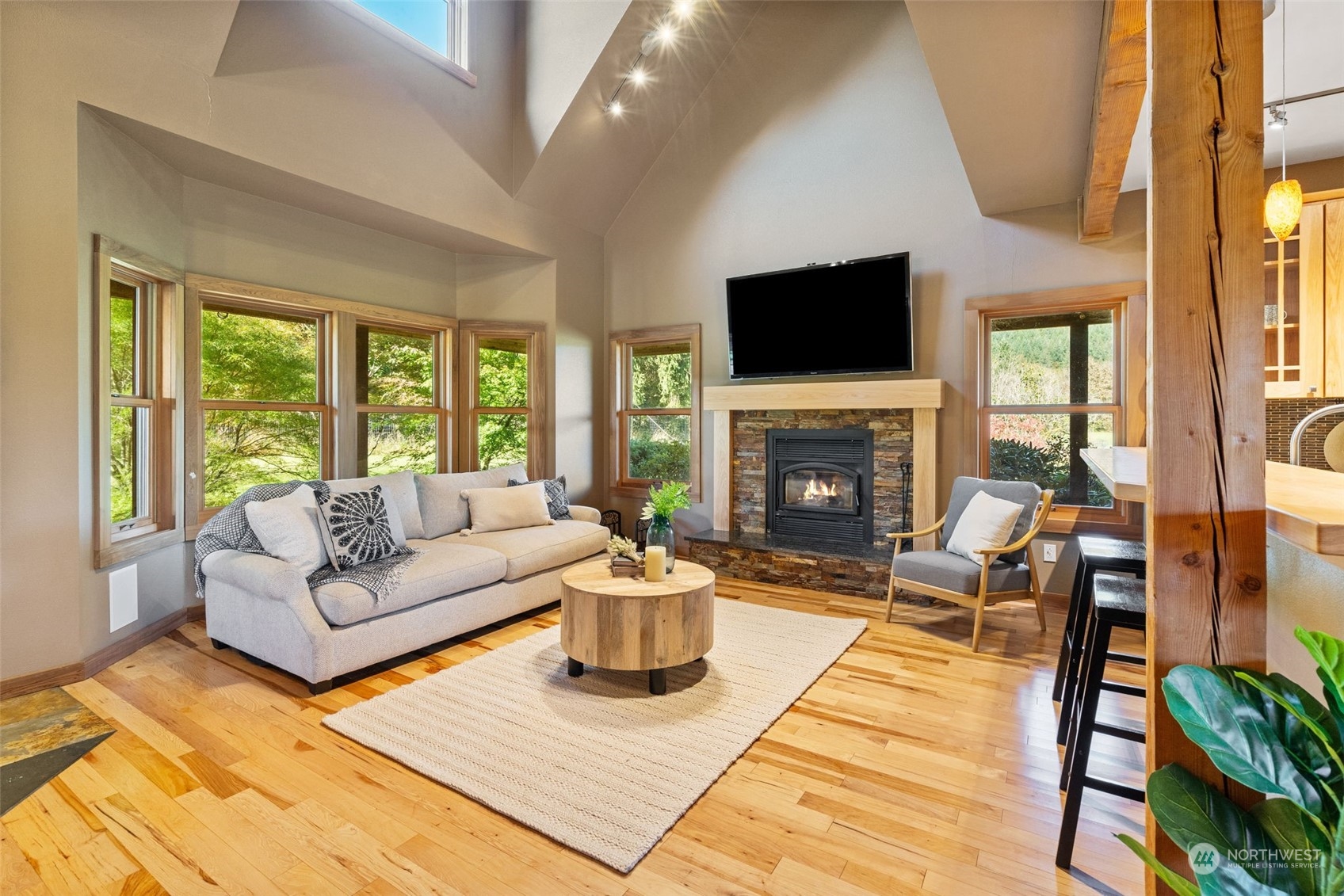 7450 Wheeler Road Maple Falls, WA 98266 - Photo 8 of 40 Gallery Image 8